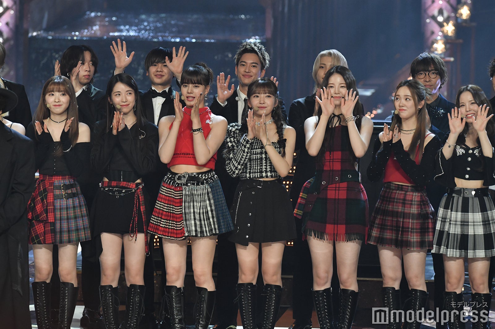 （C）モデルプレス