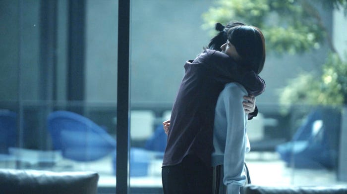 森愁斗、鳴海唯「MISS KING / ミス・キング」第3話場面写真(C)AbemaTV, Inc.