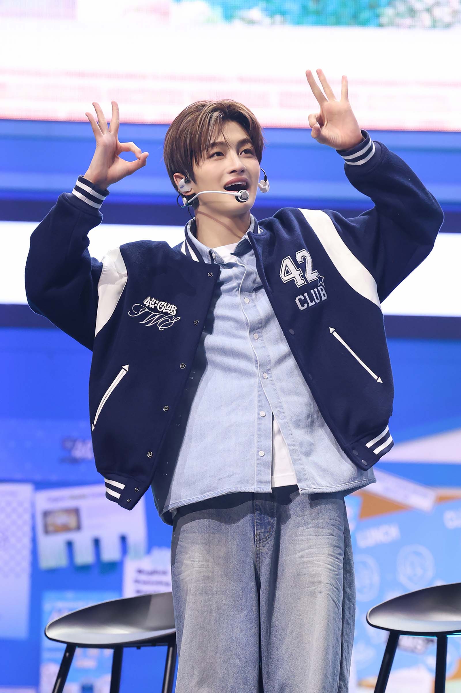 JIHOON（P）＆（C）PLEDIS Entertainment