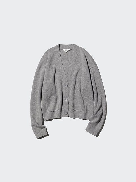 ユニクロのスムースコットンVネックショートカーディガン