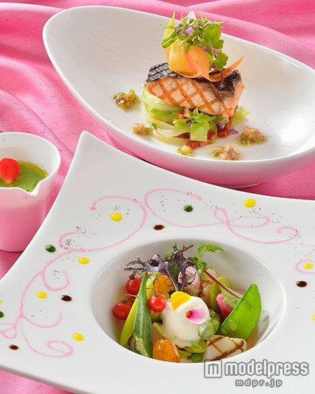 ランドホテル内「カンナ」、“ディズニー・イースター”ランチコース　プレシャスカンナ／（C）Disney