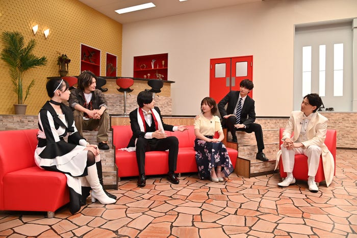 青島心、杢代和人、簡秀吉、星乃夢奈、佐藤瑠雅、忍成修吾 (C)2022 石森プロ・テレビ朝日・ADK EM・東映