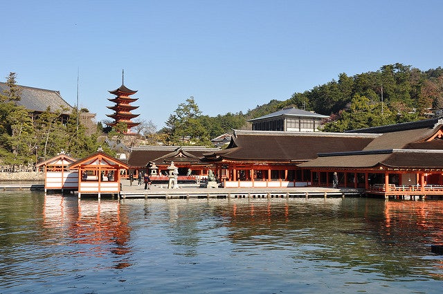 厳島神社／厳島神社 by Marufish