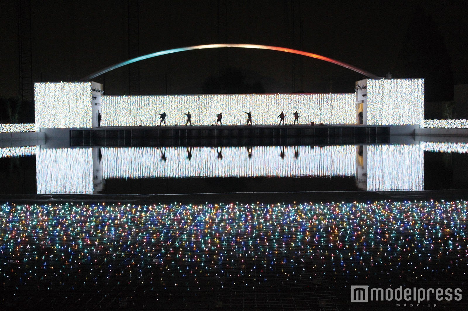 光と影のダンスショー「シルエット」／画像提供：よみうりランド