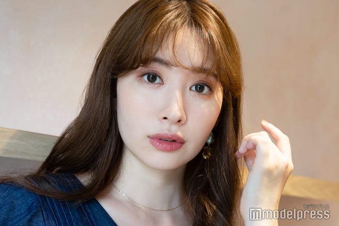 小嶋陽菜(C)モデルプレス