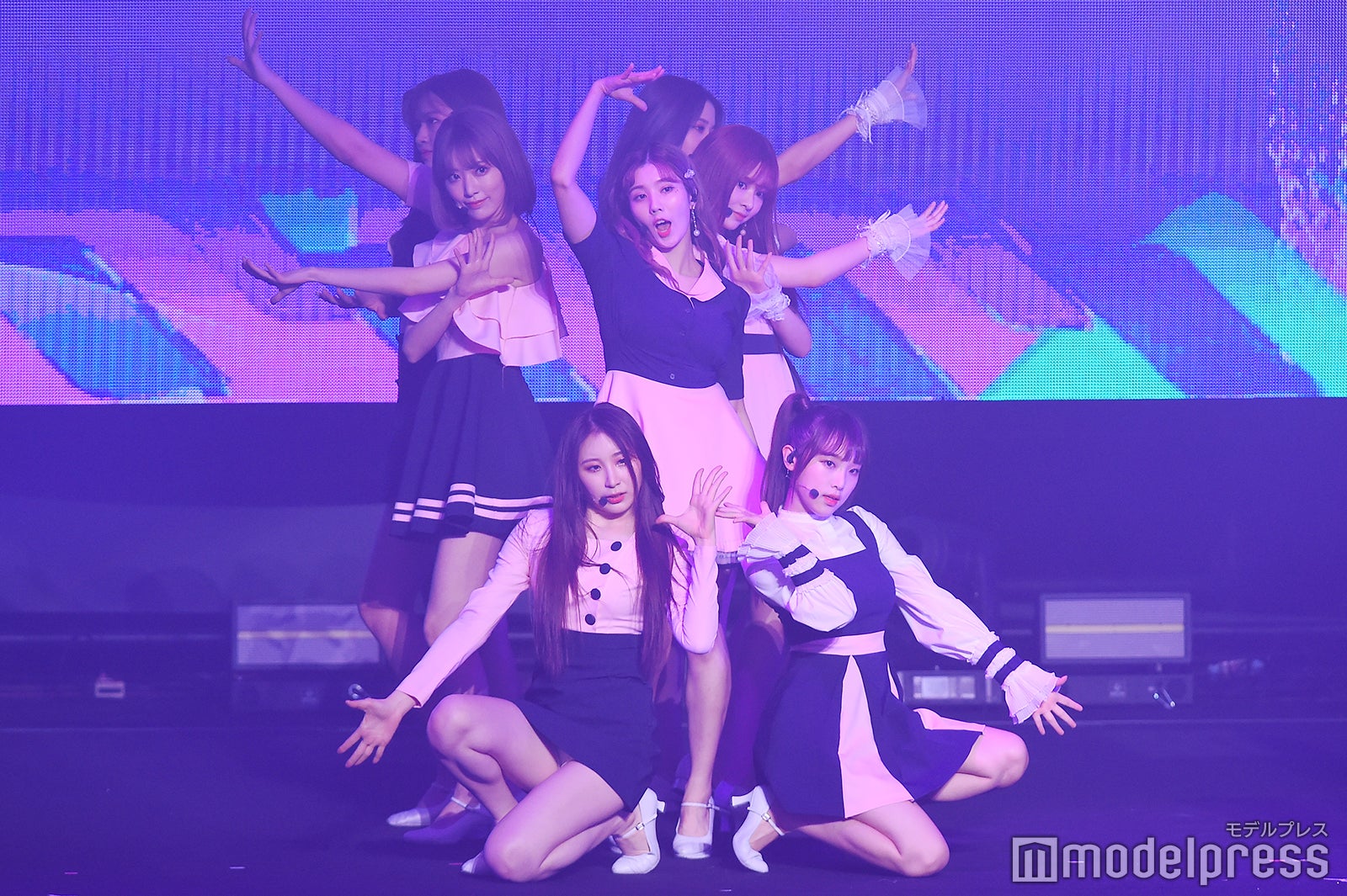 IZ*ONE（C）モデルプレス