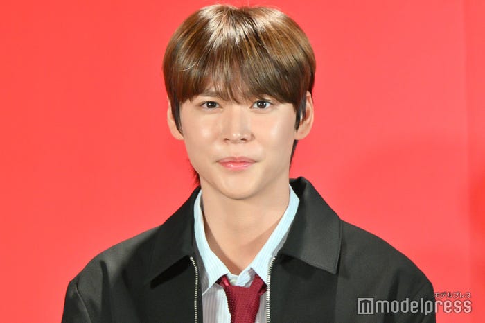 ウンソク(C)モデルプレス