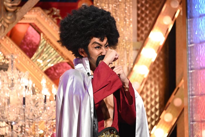 人気マンガのキャラに扮したコスプレ有名人(C)日本テレビ