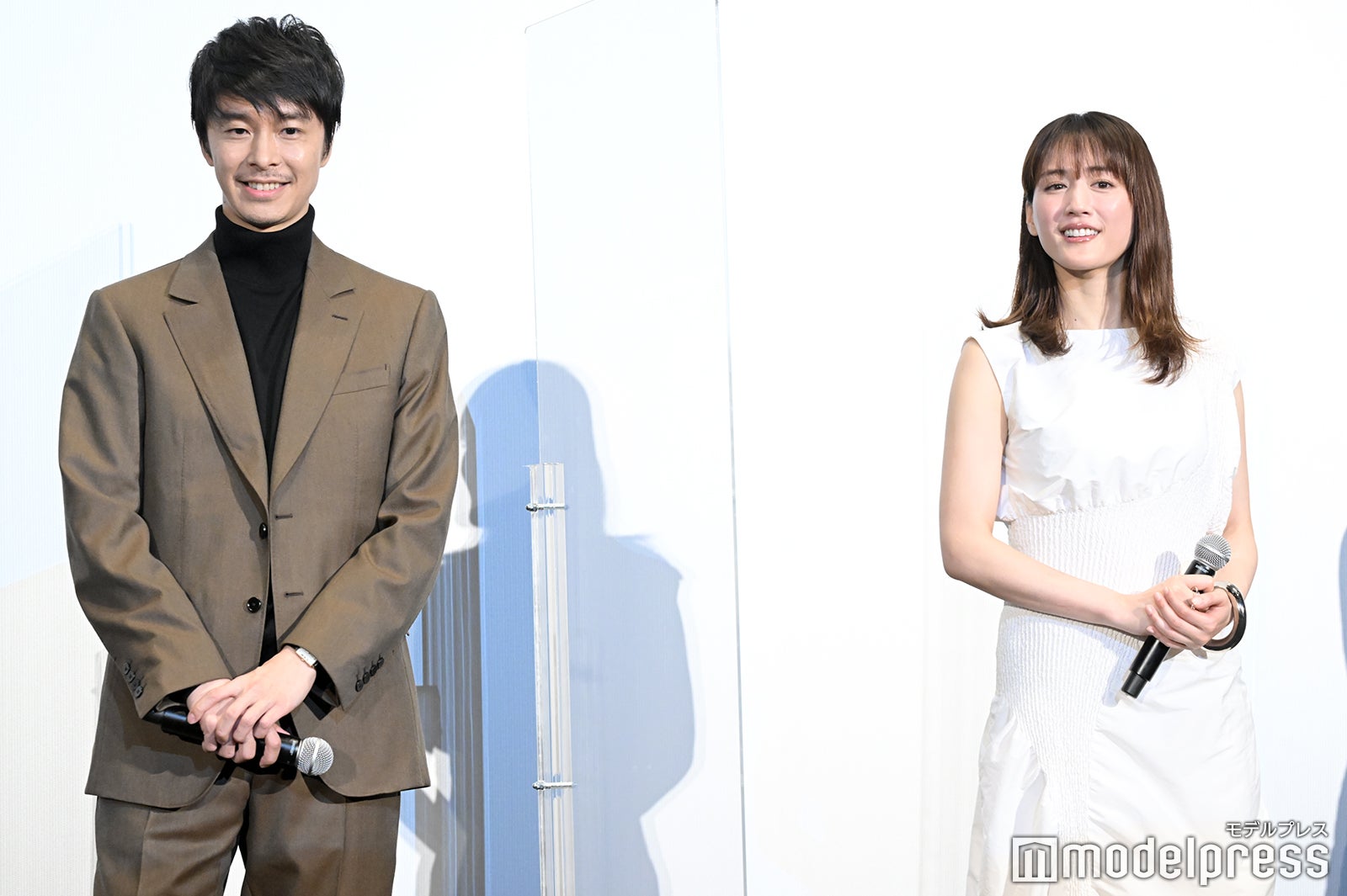 長谷川博己、綾瀬はるか （C）モデルプレス