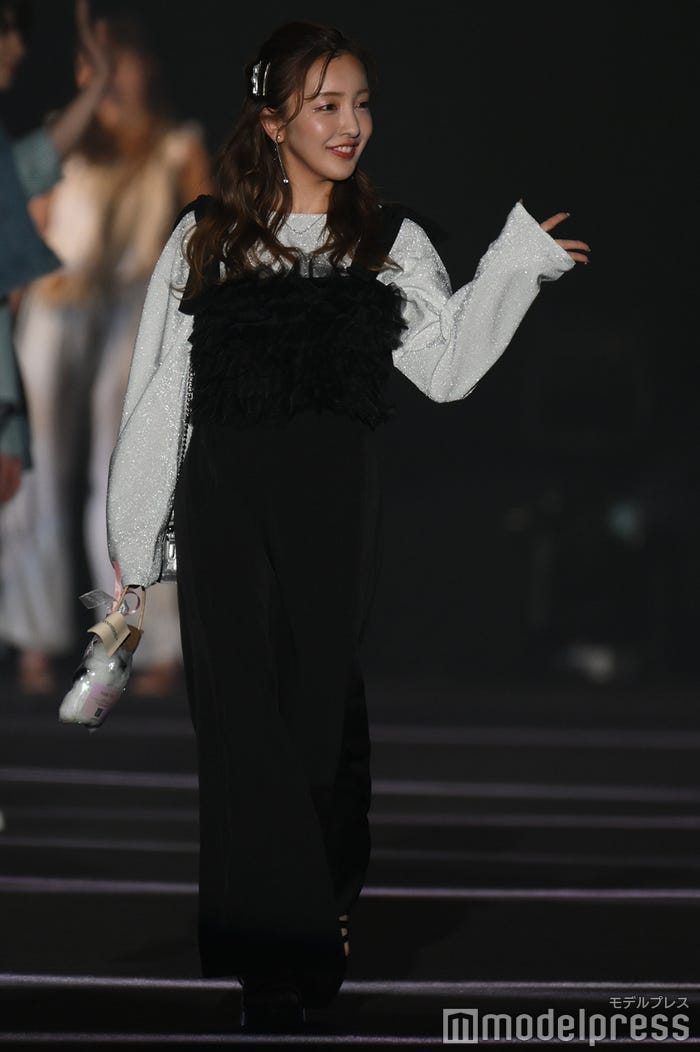 板野友美(C)モデルプレス