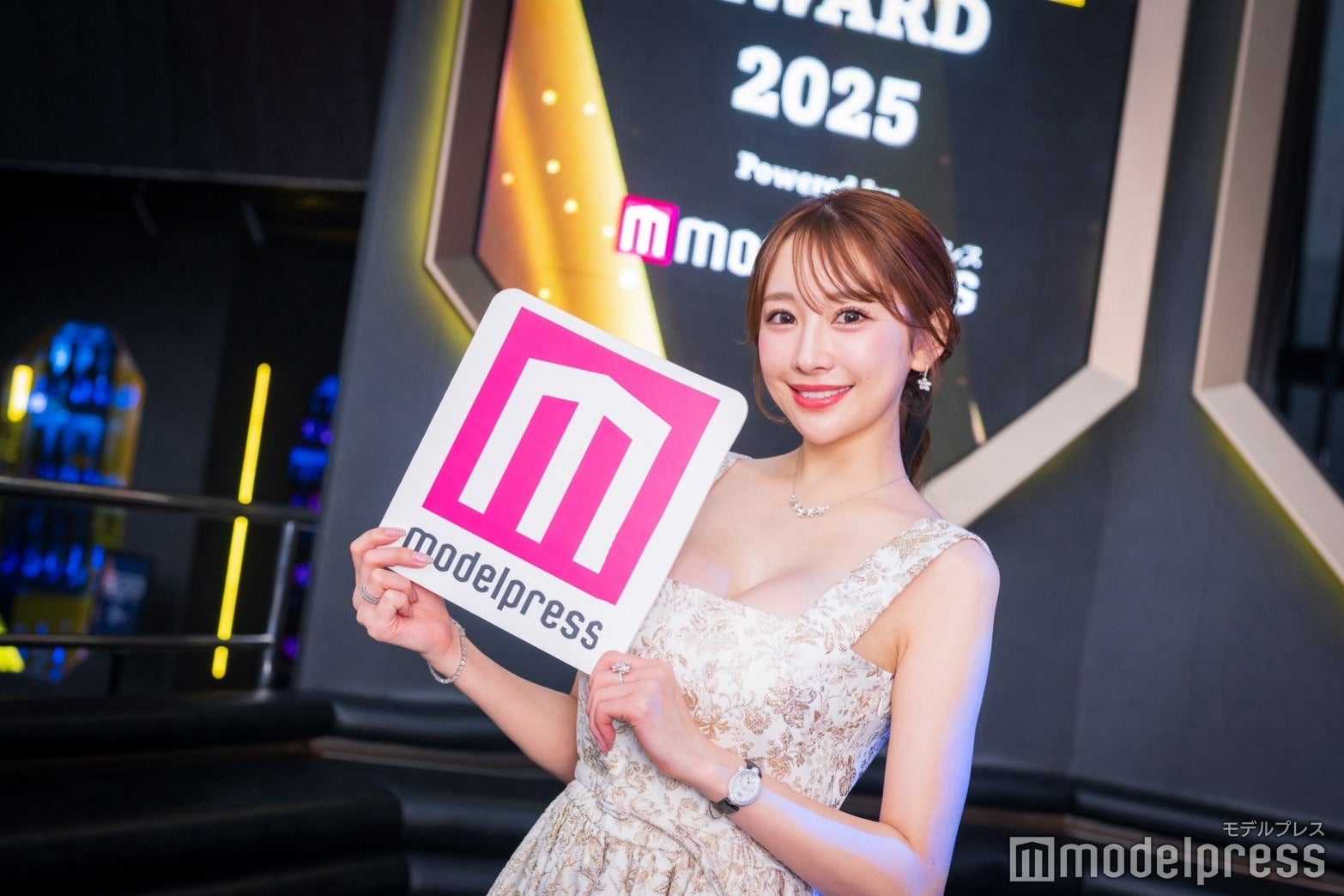 「FABRIC STARCAST AWARD 2025 Powered by modelpress」でモデルプレスのインタビューに応じたはんな（C）モデルプレス