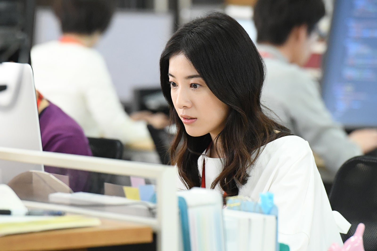 吉高由里子／「わたし、定時で帰ります。」より（C)TBS