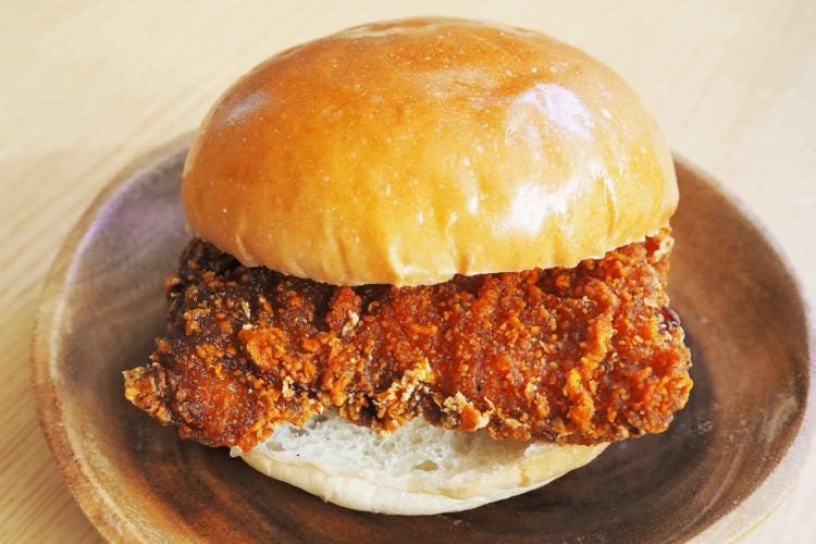 ファミチキバンズ