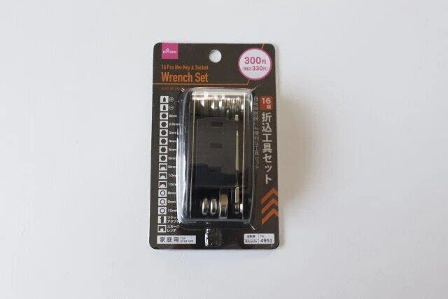ダイソー　16種折込工具セット　パッケージ