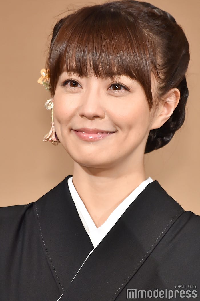 小林麻耶 (C)モデルプレス