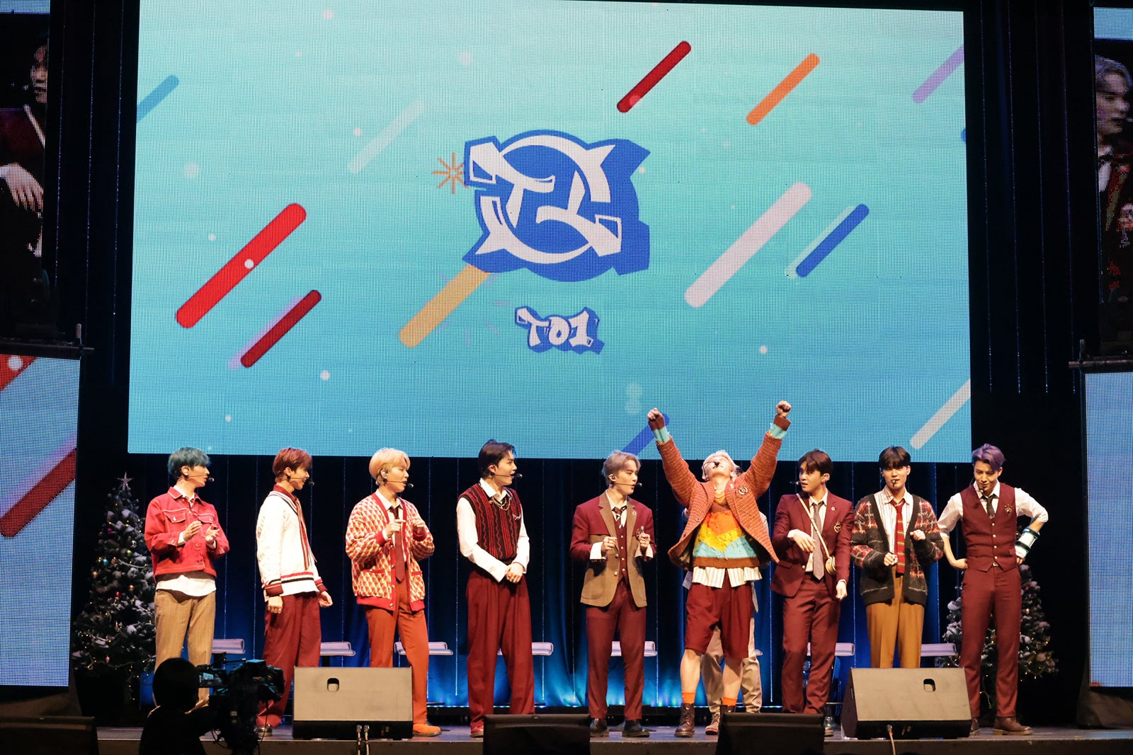 MVPに選ばれて喜ぶチャン「Mnet Japan Winter Party TO1 と一緒に過ごす最高に“SPECIAL”な Winter Party！」（C） CJ ENM Japan