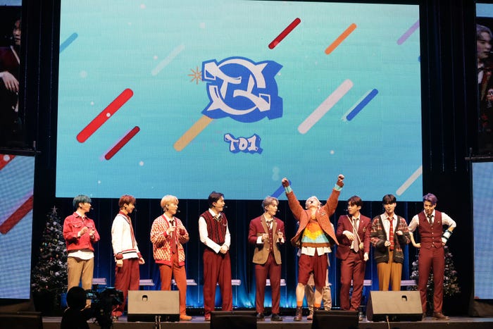 MVPに選ばれて喜ぶチャン「Mnet Japan Winter Party TO1 と一緒に過ごす最高に“SPECIAL”な Winter Party!」(C) CJ ENM Japan