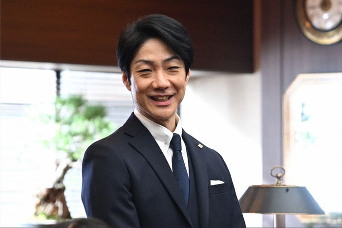 野村萬斎「アンチヒーロー」第1話より(C)TBS