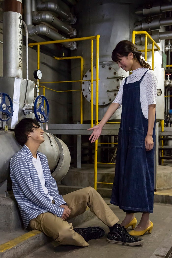 佐分利眞由奈、映画初ヒロイン抜擢 「恋するアンチヒーローTHE MOVIE」メインビジュアル解禁