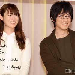 （左から）深田恭子、ディーン・フジオカ／ドラマ「ダメな私に恋してください」制作発表会見より（C）モデルプレス