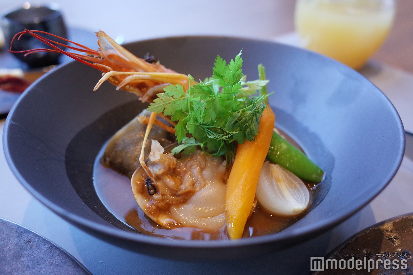 濃厚な魚介の旨味がぎゅっと凝縮されたブイヤベース／ふふ 軽井沢 陽光の風（C）モデルプレス