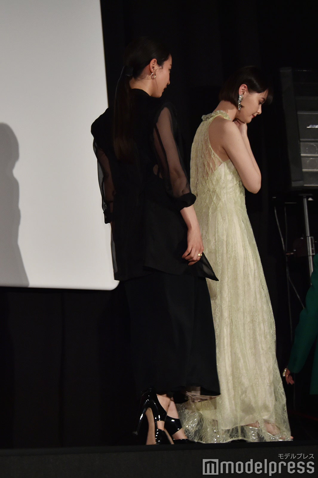 吉岡里帆、玉城ティナ（C）モデルプレス