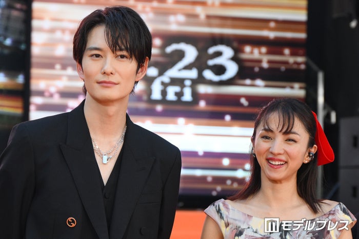 満島ひかり・岡田将生らキャスト14人が歌舞伎町降臨「ラストマイル」「アンナチュラル」「MIU404」3作の垣根越え豪華集結