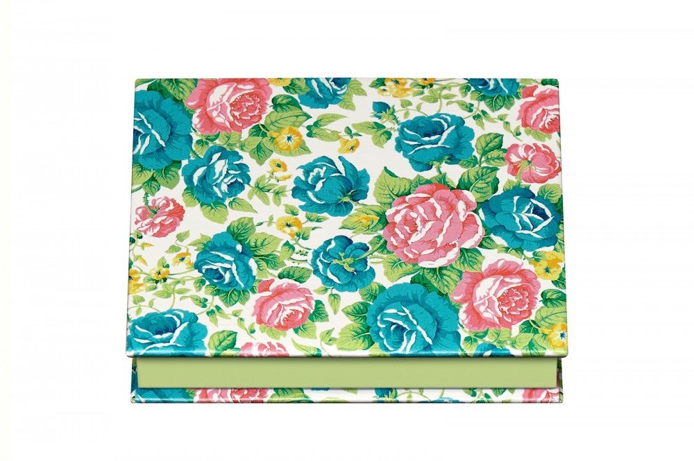 ポール & ジョー フェイス & アイカラー CS／121／4,000円（税抜） ／画像提供：PAUL & JOE BEAUTE