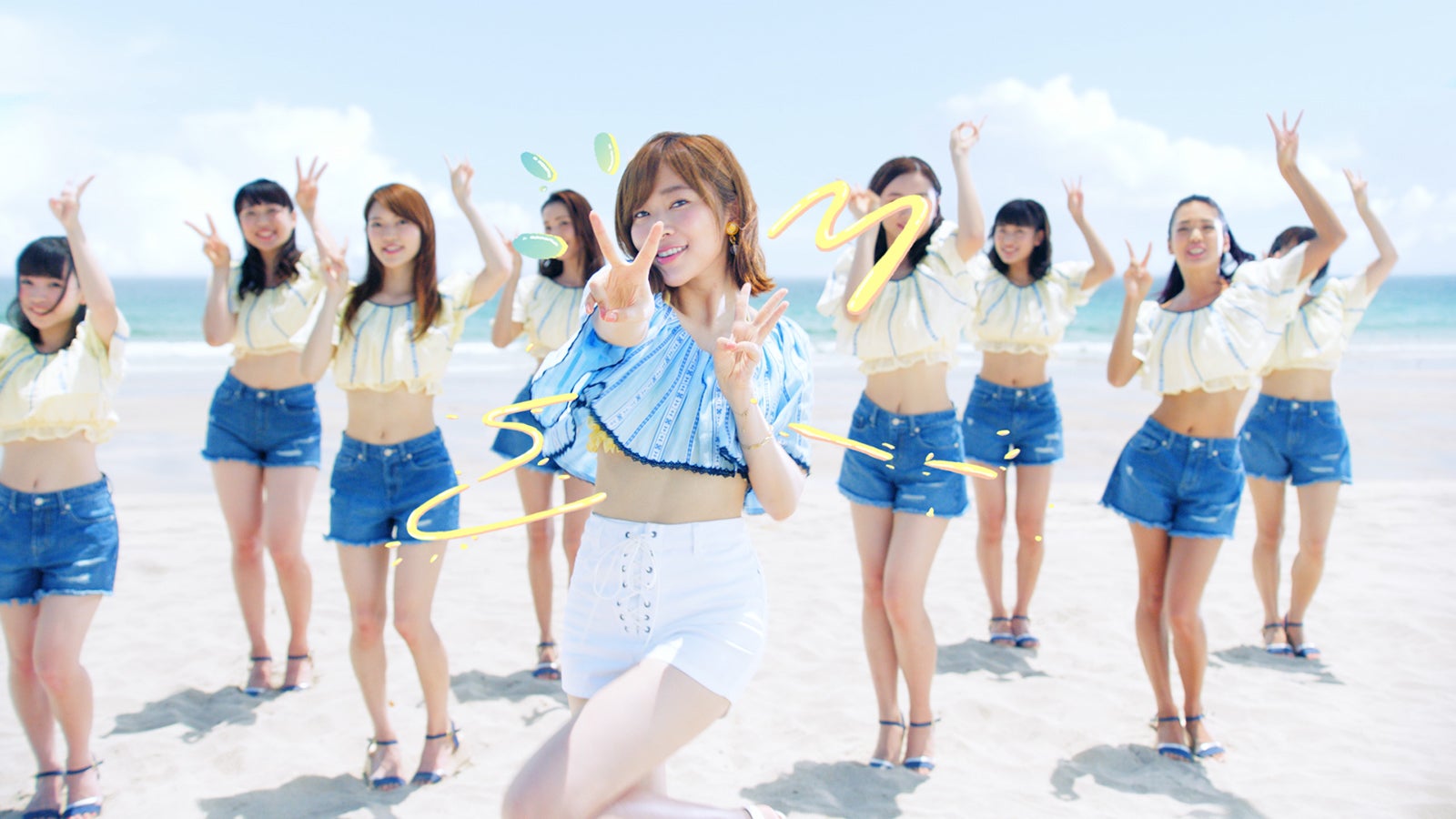 指原莉乃、美くびれあらわにキレキレダンス　アイドルはいつまで続けたい？