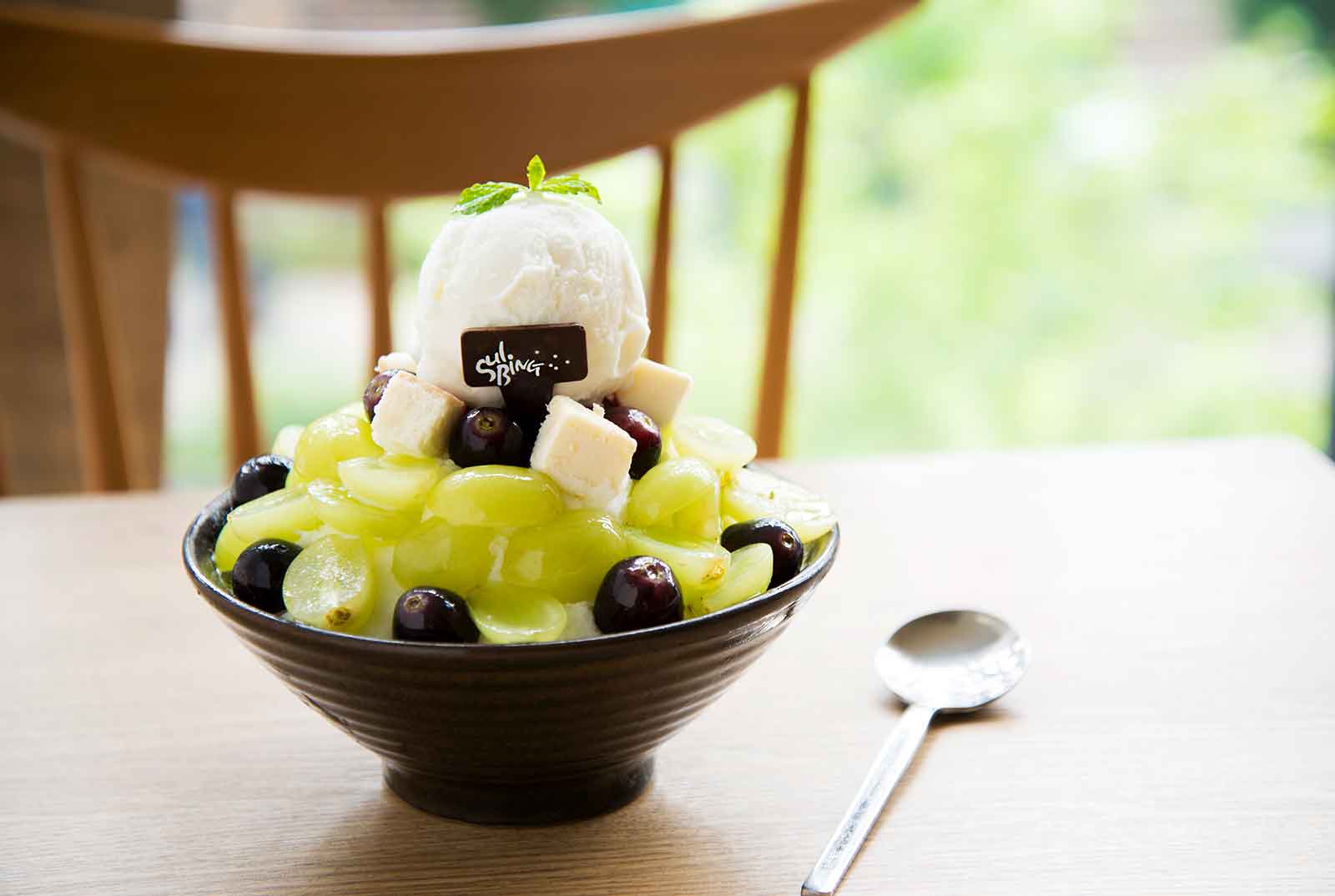 ソルビン、日本限定「ぶどうソルビン」が初登場　旬のフルーツを使った贅沢な一品