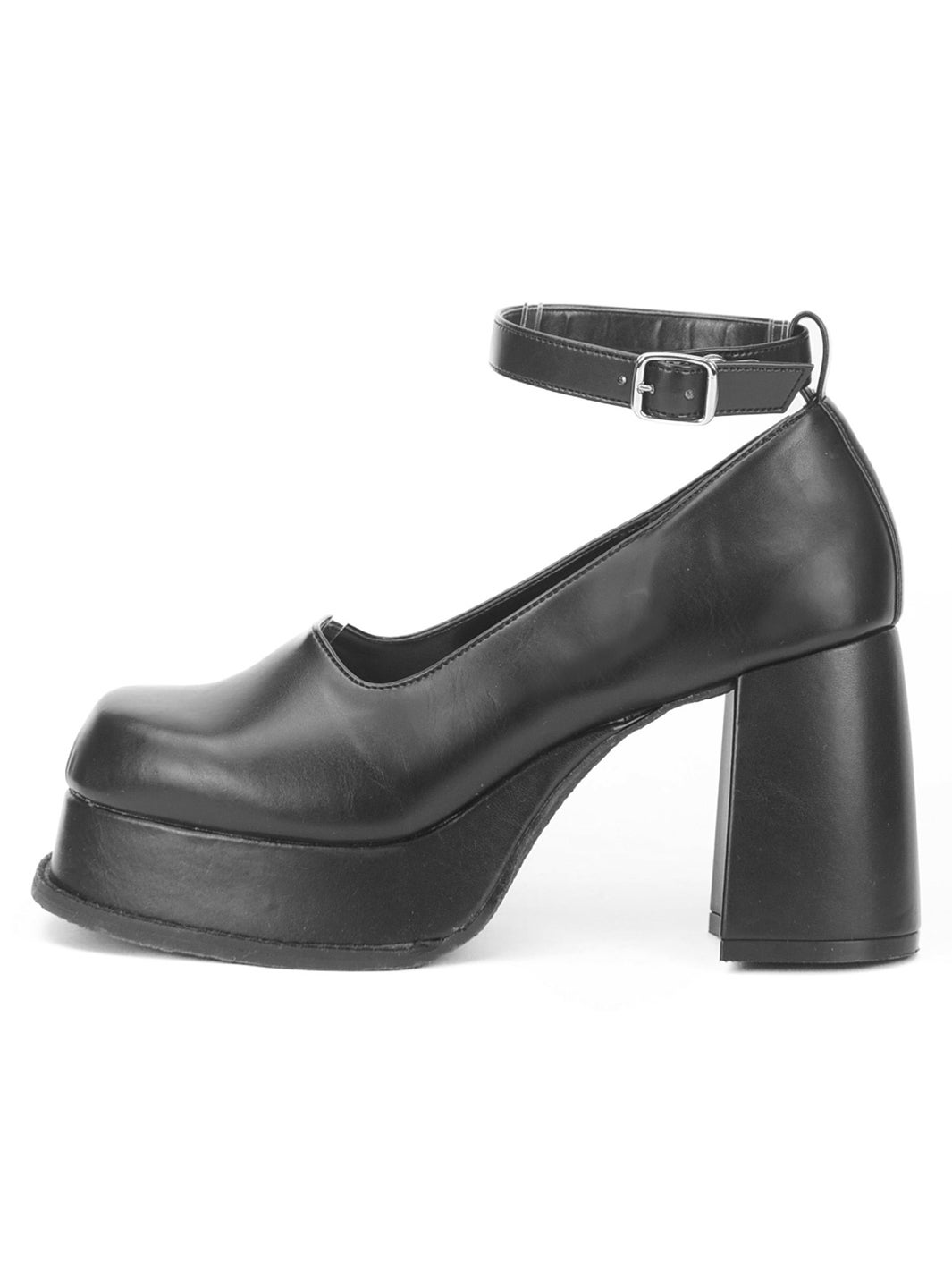 コラボレーションアイテムより（提供写真）