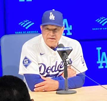 ロバーツ監督 最近1カ月の大谷の打撃を称賛「これだけのパフォーマンスを続けているのは本当に見事」 左膝炎症も好調維持「攻撃面でできることすべてやってくれている」