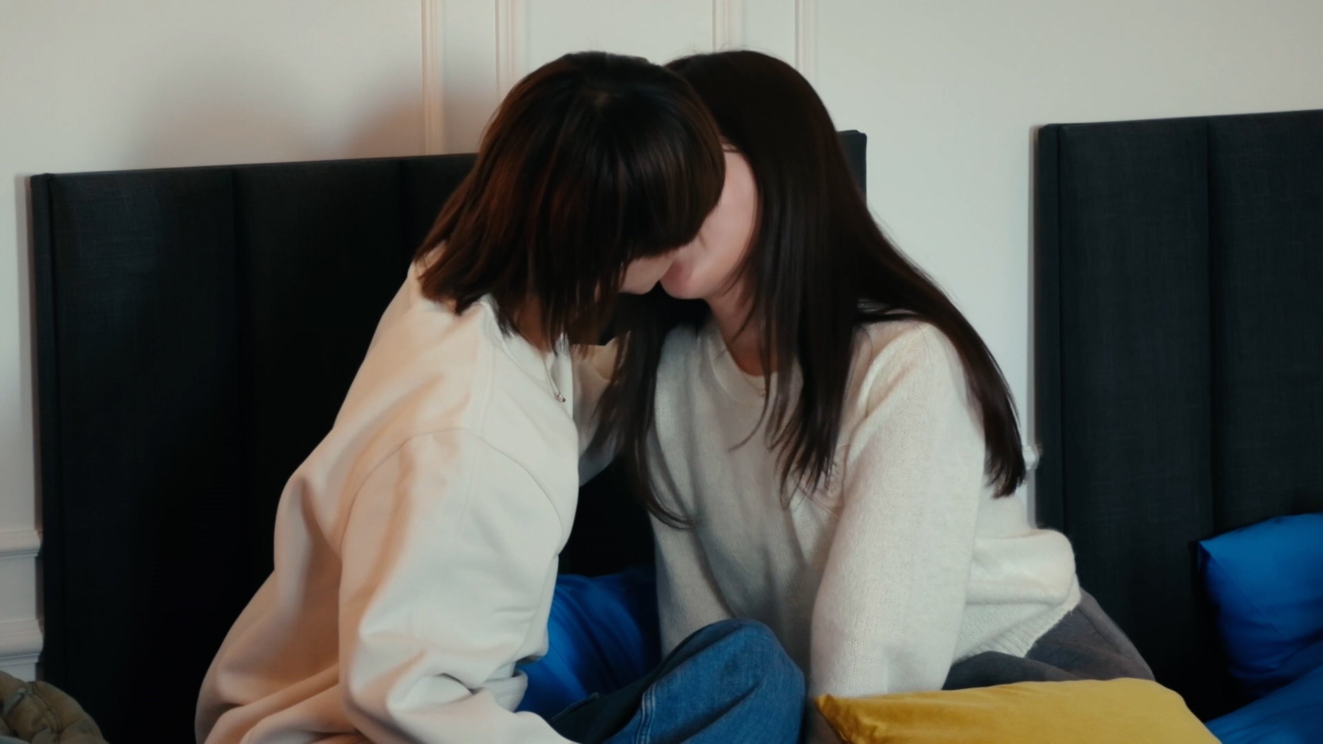 いっせい、みほ「LOVE POWER KINGDOM〜恋愛強者選挙〜」（C）AbemaTV,Inc