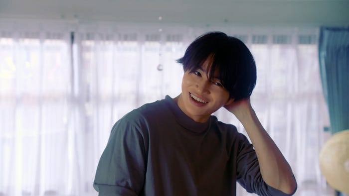 菊池風磨(C)「隣の男はよく食べる」製作委員会