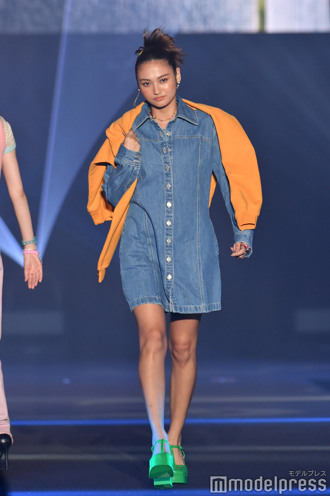 （C）モデルプレス