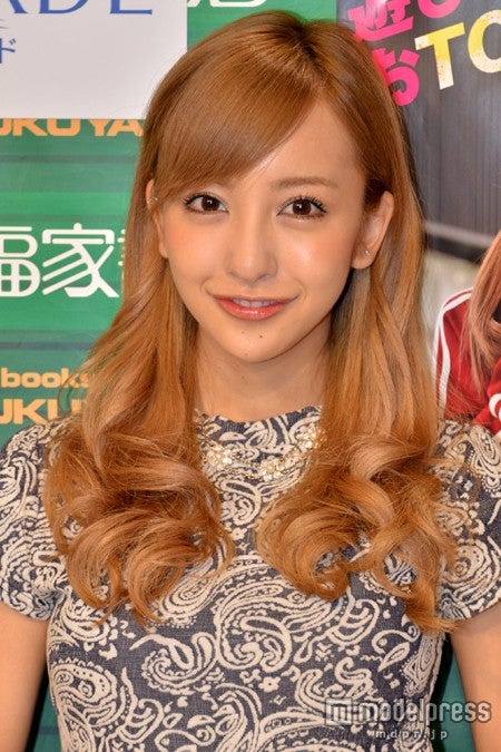 画像1/15) “恋愛解禁”板野友美、熱愛は「あるかもしれない