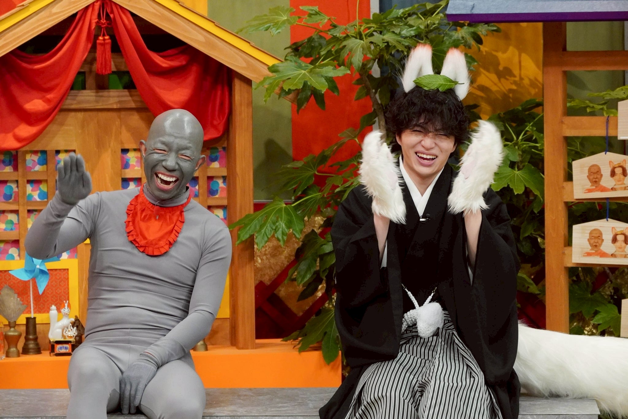 小峠英二、菊池風磨（C）テレビ東京