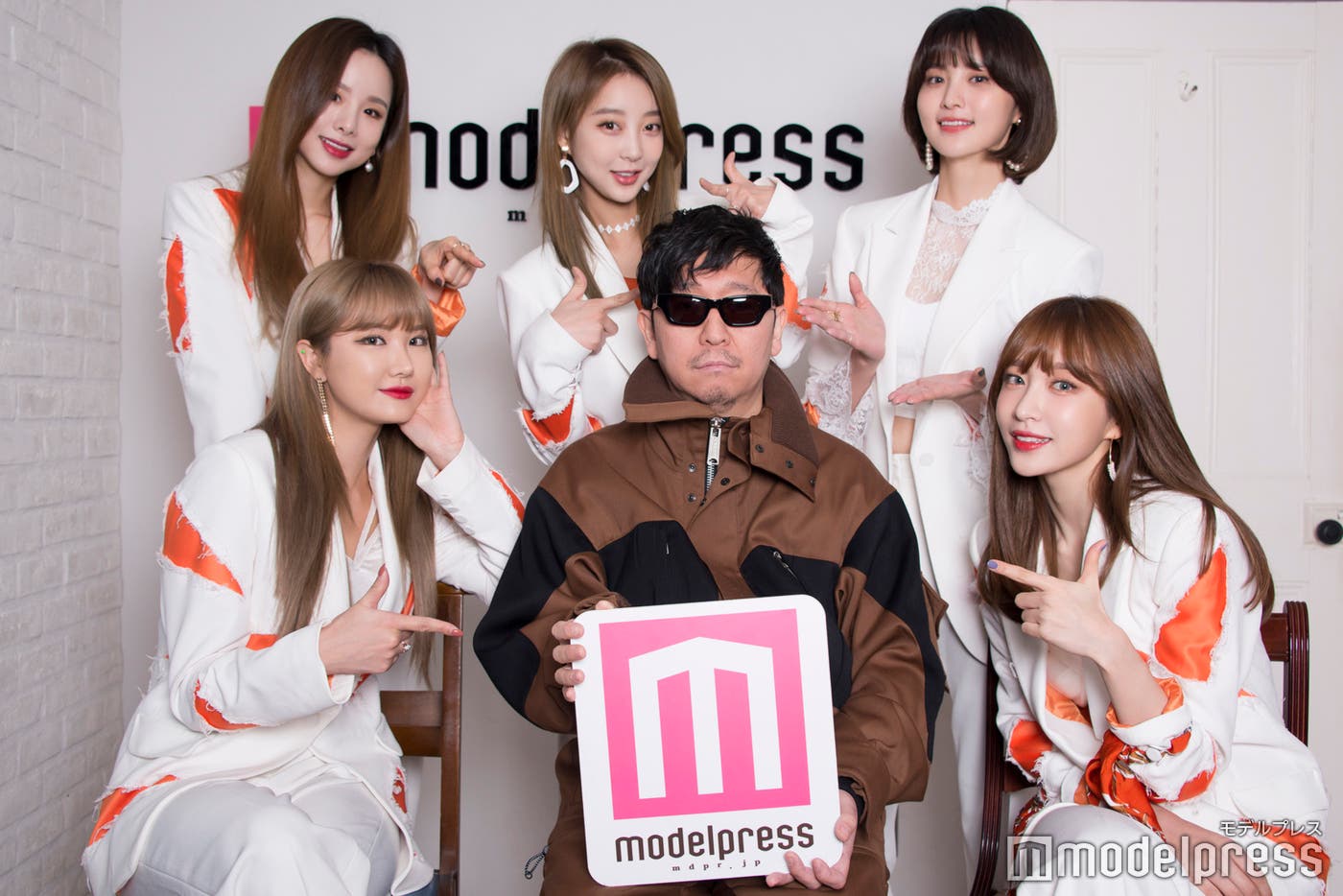 (左上から)ソルジ、ヘリン、ジョンファ、LE、☆Taku、ハニ(C)モデルプレス