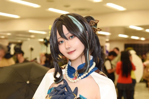 崩壊：スターレイル」ルアン・メェイに扮するコスプレイヤー