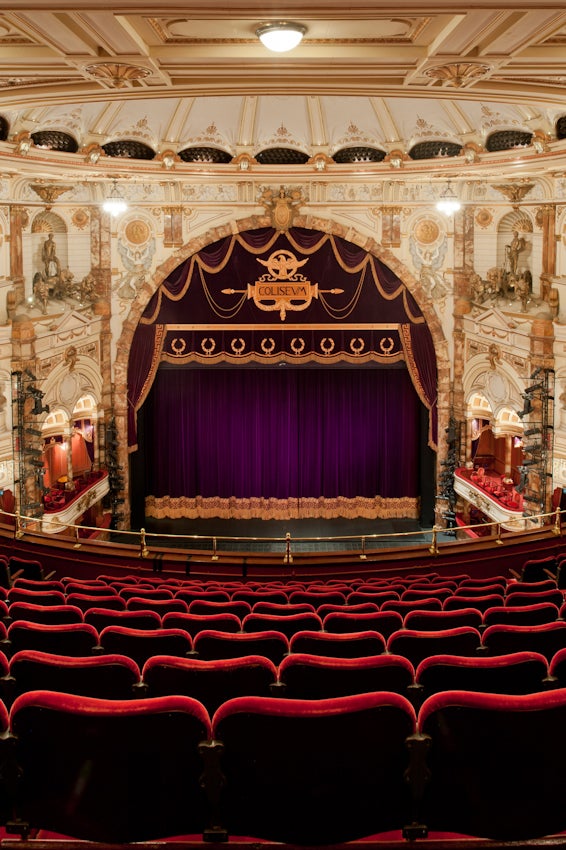 ロンドン・コロシアム劇場／撮影：Guy de Laubier Laubier
