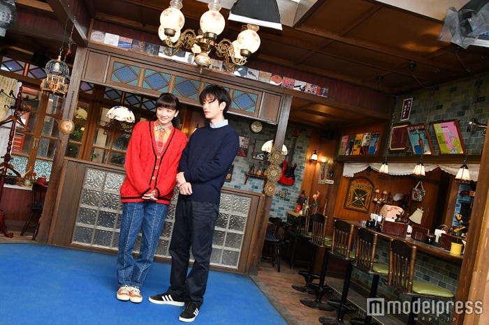 永野芽郁、佐藤健(C)モデルプレス