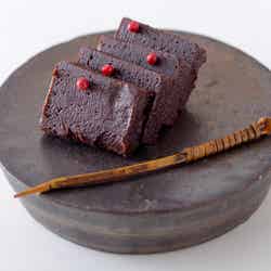 スイーツ&サンドウィッチビュッフェ ~抹茶とチョコのおもてなし~/画像提供:ニュー・オータニ