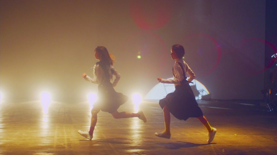 乃木坂46「あの教室」MVより（画像提供：Sony Music Records）