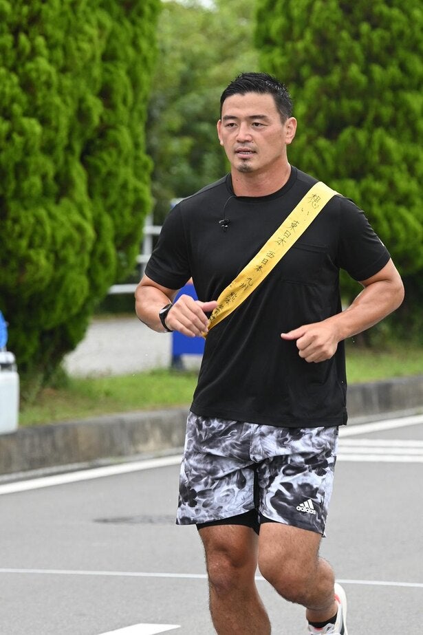 24時間テレビ 五郎丸歩氏の募金リレーがスタート 少しでも前向きになっていただけると幸いです モデルプレス