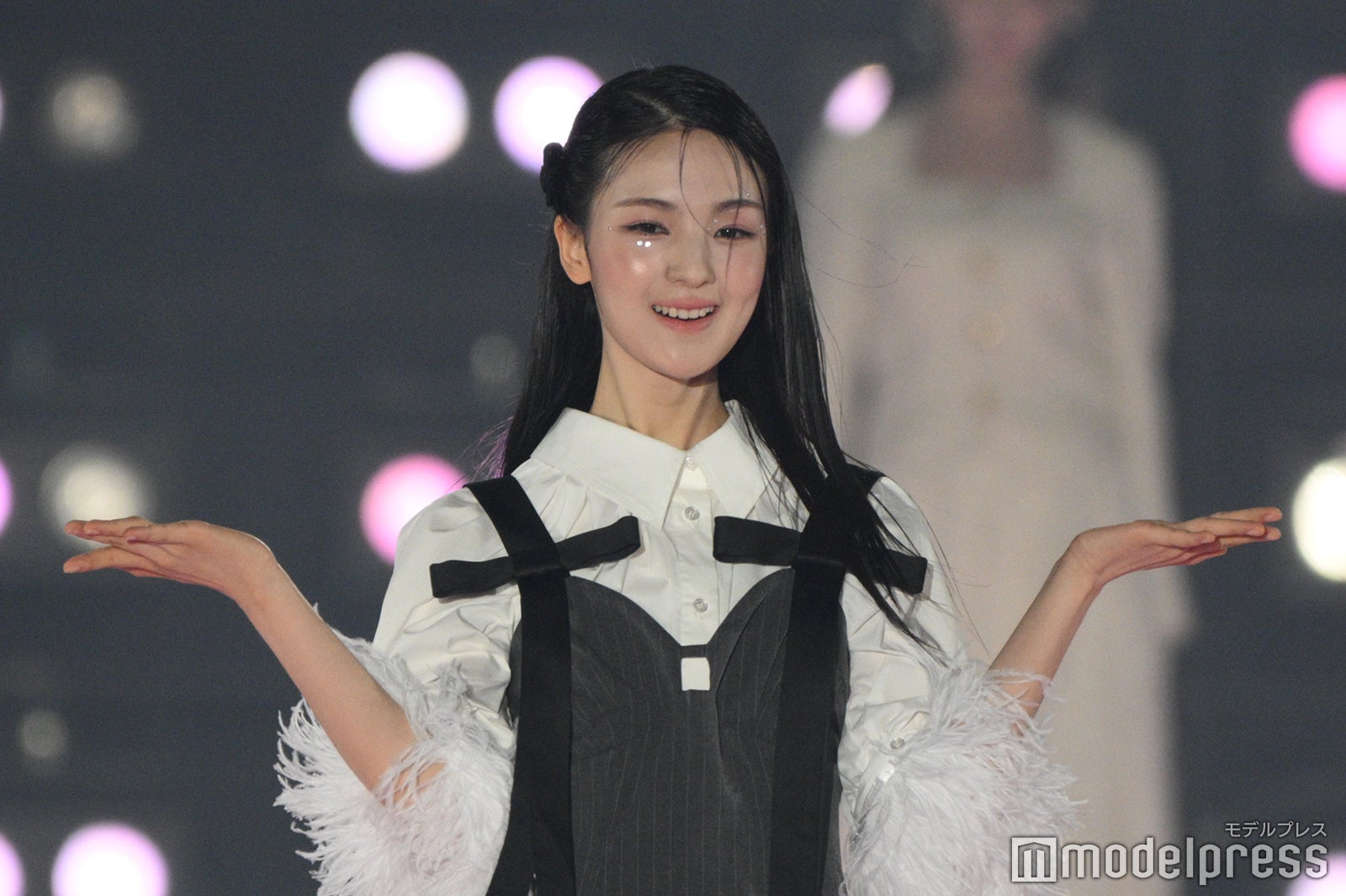 （C）モデルプレス