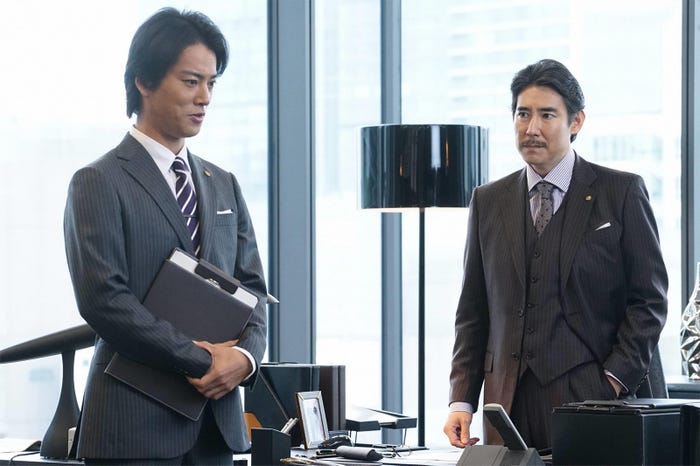 桐谷健太、高嶋政伸/「カインとアベル」第5話より/画像提供:フジテレビ