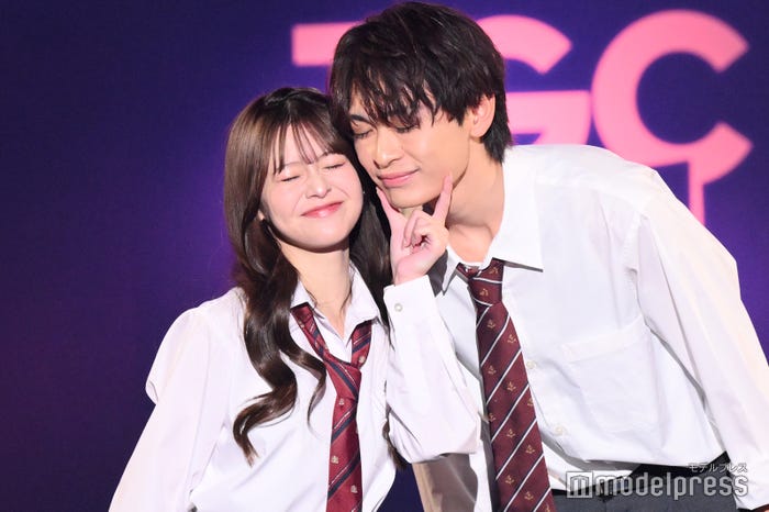 米澤りあ、黒木聖那(C)モデルプレス