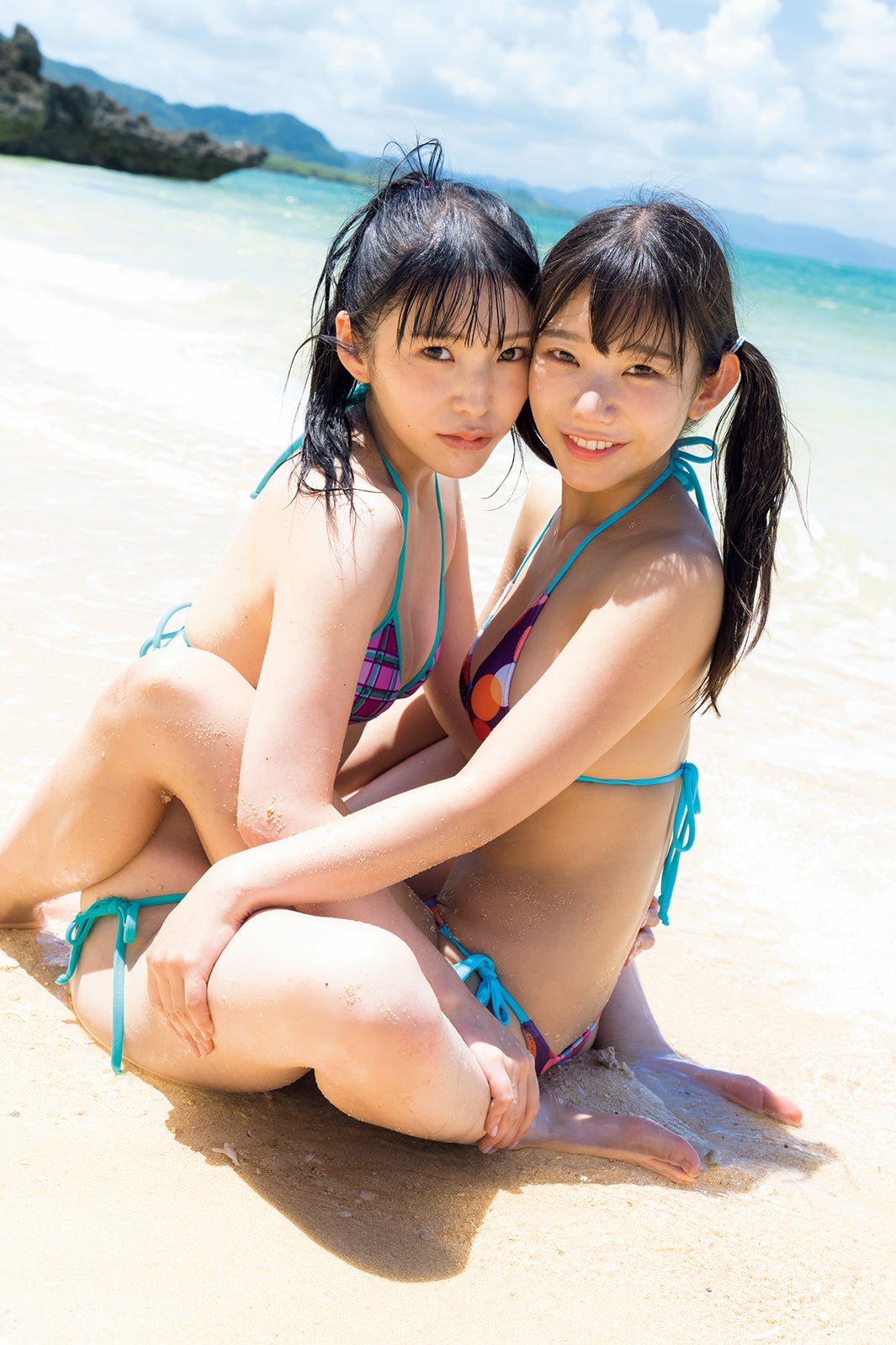 合法ロリ巨乳”長澤茉里奈、実妹・長澤聖愛による手ブラ 姉妹写真集で