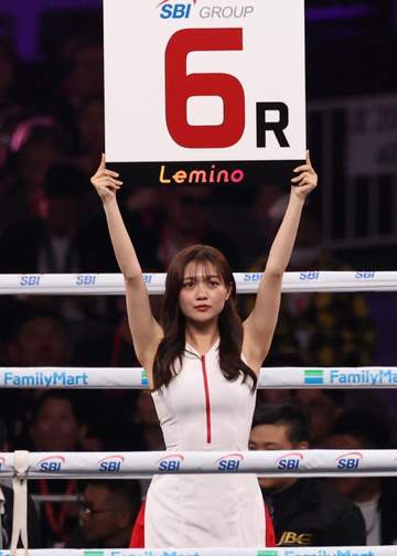 「おっ！？」父は元プロ野球選手 モデル美女がボクシング世界戦のリングに登場「凄い！」「超可愛いです」
