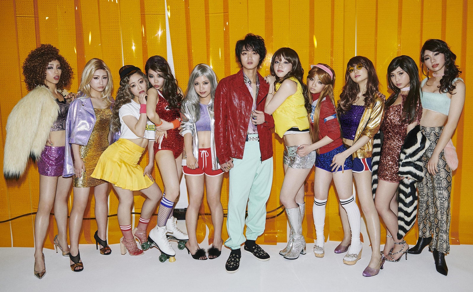 磯村勇斗（中央）がカリスマホスト役 （提供写真）